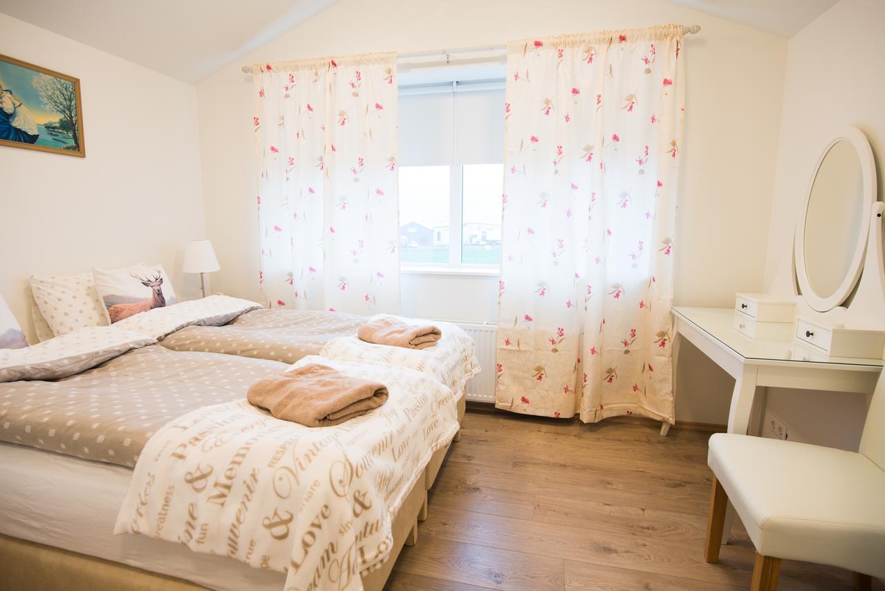 Guesthouse Grund Grindavík Extérieur photo