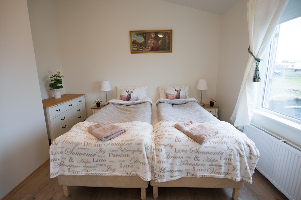 Guesthouse Grund Grindavík Extérieur photo