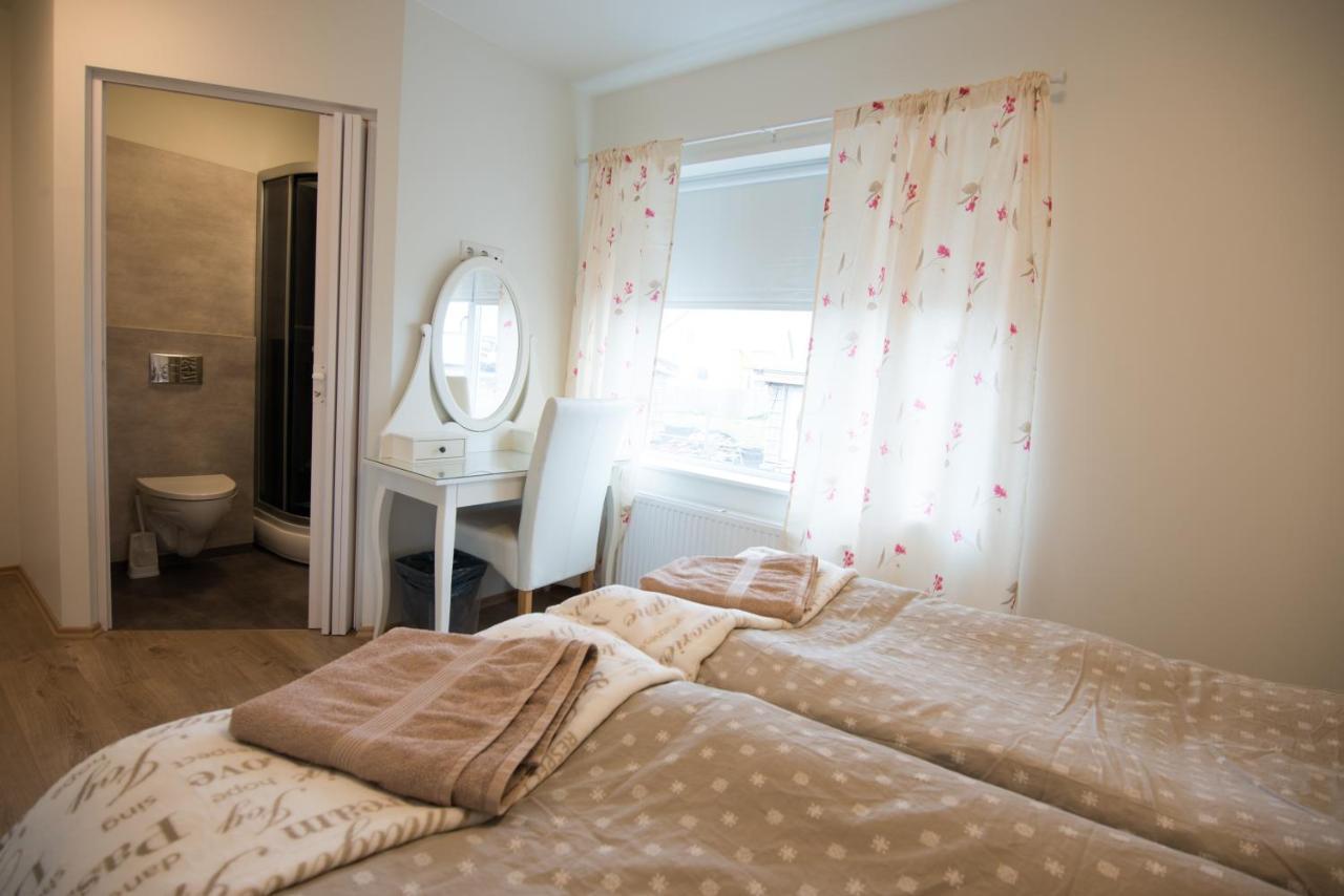 Guesthouse Grund Grindavík Extérieur photo
